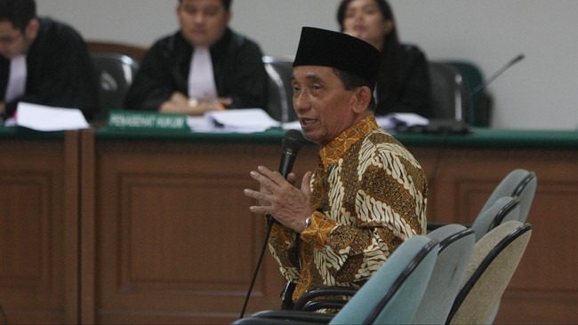 Terdakwa kasus suap gas alam Bangkalan, Fuad Amin Imron menderita penyakit kelenjar prostat. Selain Prostat, ia juga mengaku kepada hakim punya banyak penyakit.