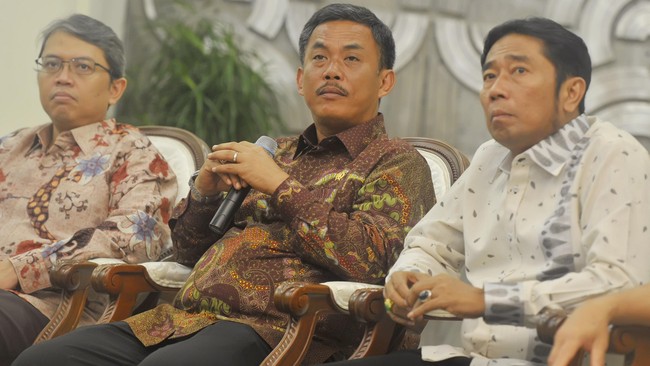 Panitia angket dinilai tidak bersikap adil jika tidak memberikan hak membela diri kepada Ahok atas tuduhan pelanggaran hukum yang ditujukan kepadanya.
