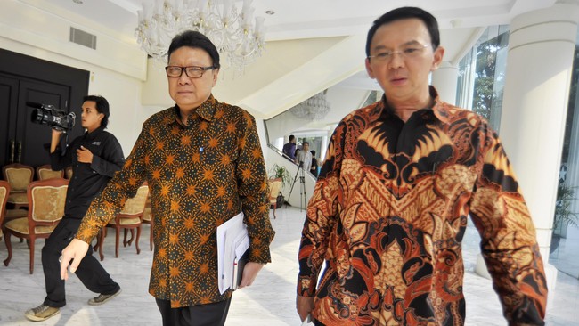Bagi Ahok urusan angket sudah selesai karena sudah diputuskan bahwa DKI Jakarta akan menerbitkan Pergub APBD untuk tahun 2015 ini.