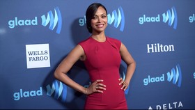 Alasan Zoe Saldana Enggan Pamer Foto Anak di Media Sosial