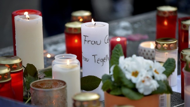 Tiga warga negara Amerika Serikat dikonfirmasi berada dalam pesawat Germanwings tujuan Barcelona-Dusseldorf jatuh di kaki gunung Alpen, Selasa (24/3).