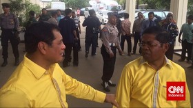 Agung Dianggap Preman Jika Paksa Kosongkan Ruangan Fraksi