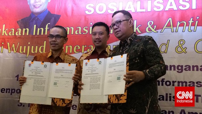 Untuk mencegah praktek cuci uang dalam olahraga Indonesia, Menteri Pemuda dan Olahraga, Imam Nahrawi menandatangani MoU dengan PPATK dan KIP.