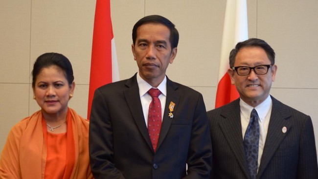 Akio Toyoda Mundur dari Posisi Presiden Toyota Posisi Akio Toyoda, yang merupakan cucu dari pendiri Toyota ini akan digantikan Presiden Lexus Koji Sato.