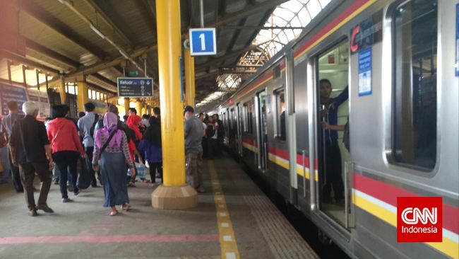 Tarif Kereta Naik Masyarakat Akui Peningkatan Layanan