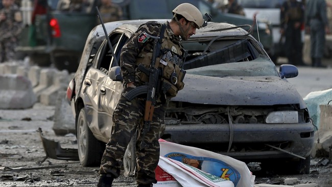 Bom mobil meledak di Kabul, Afghanistan. Sedikitnya tujuh orang tewas.
