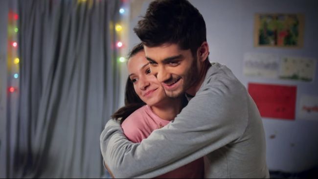 Bagi Zayn Malik, menjadi populer ternyata bukan cita-cita. Namun ia memastikan tidak akan keluar dari dunia hiburan, apalagi musik.
