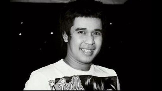Cerita Jupe mengingatkan pada beberapa riwayat selebriti Indonesia lain yang juga meninggal di usia muda, saat masa kejayaan mereka mencapai puncaknya.