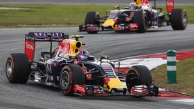 Daniel Ricciardo Tercepat di FP1 GP Hungaria