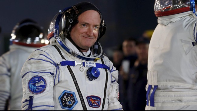 "Saya senang dan bersemangat bercampur sedih karena ayah saya pergi tinggalkan Bumi untuk waktu lama," ungkap Charlotte Kelly putri dari astronaut Scott Kelly.