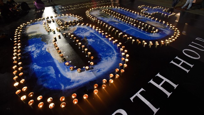 Nusantara Dalam Temaram Aksi Earth Hour 2015