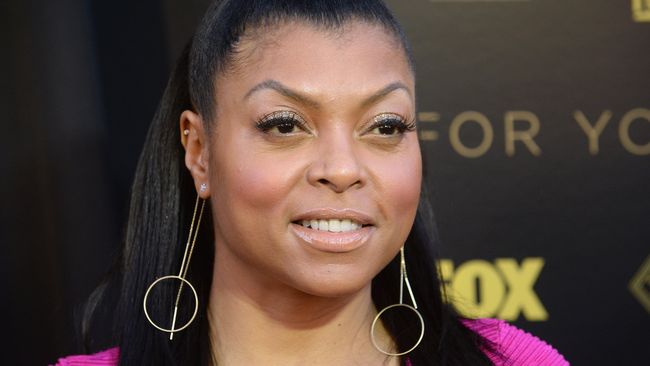 Bintang film seri Empire Taraji P. Henson meminta maaf karena menuduh polisi bersikap rasis ketika menghentikan kendaraan puteranya di California Selatan. 