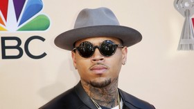 Lagu Cinta Chris Brown untuk Bidadari Mungilnya