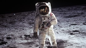 Simulator Astronot di Perancis Bikin Sensasi Nyata Mendarat di Bulan