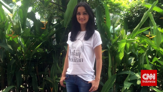 Atiqah Hasiholan jadi lebih sering menjengut terkait kondisi ibunya, Ratna Sarumpaet, yang hanya mau makan bubur sejak di tahan di Rutan Mapolda Metro Jaya.