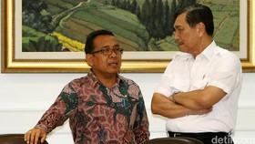 Jokowi Cabut Perpres DP Mobil Pejabat dengan Perpres Baru