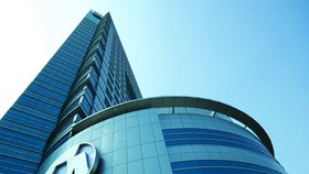 CT Resmikan Menara Bank Mega di Trans Icon Surabaya