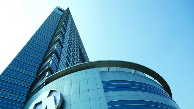 Chairman CT Corp Chairul Tanjung resmi membuka Kantor Bank Mega di kawasan Trans Icon Surabaya hari ini, Jumat (5/8).