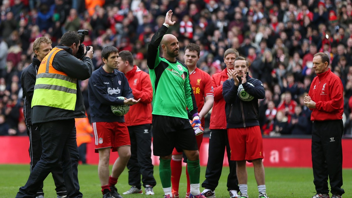 Ketika Gerrard-Suarez-Torres Bermain Bersama