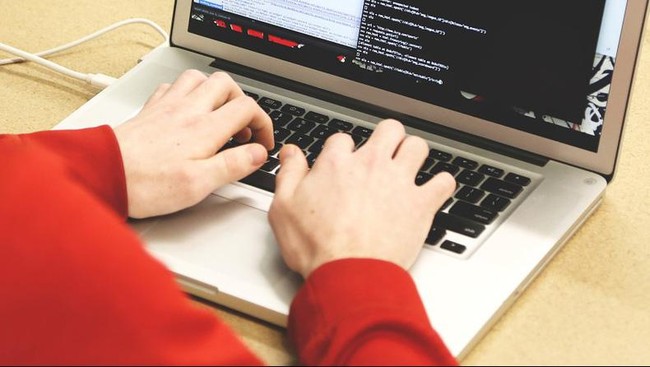 Puluhan PSE Privat yang belum melakukan pendaftaran dan pemutakhiran data per 26 Mei 2025 terancam diblokir Komdigi.
