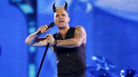 Robbie Williams dan Istri Diguncang Isu Pelecehan Seksual