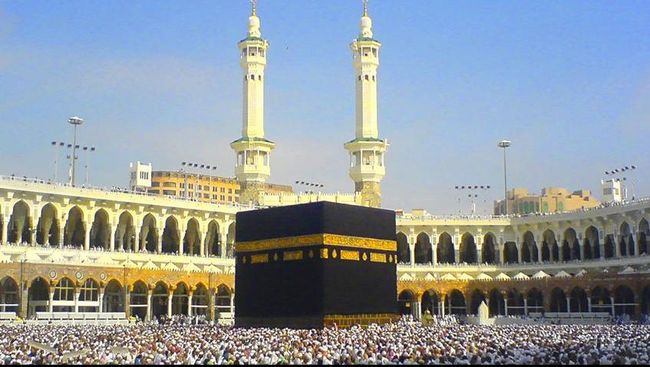 Saudi Larang Umrah Karena Virus Corona Situasi Kabah Sepi