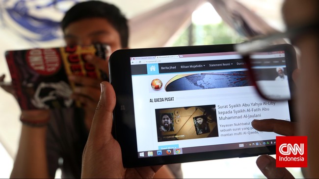 Redaksi Hidayatullah.com tak terima disebut menghasut orang masuk ISIS. Total ada 22 situs yang diblokir Kominfo karena dianggap menyebarkan paham radikal.