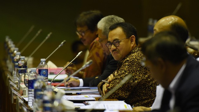 Selain lifting, pemerintah memperkirakan ICP tahun depan di angka US$ 60-US$ 70 per barel.