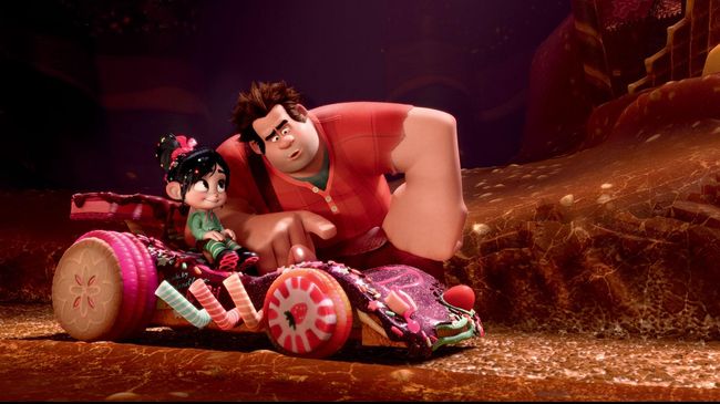 Dalam 'Wreck-It Ralph 2,' Ralph diceritakan baru mengenal Wi-Fi dan merusak permainan online lain saat menjelajah dalamnya.