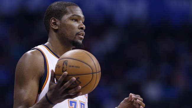 Golden State Warriors semakin bertabur pemain bintang dengan bergabungnya Kevin Durant dari Oklahoma City Thunder musim depan.