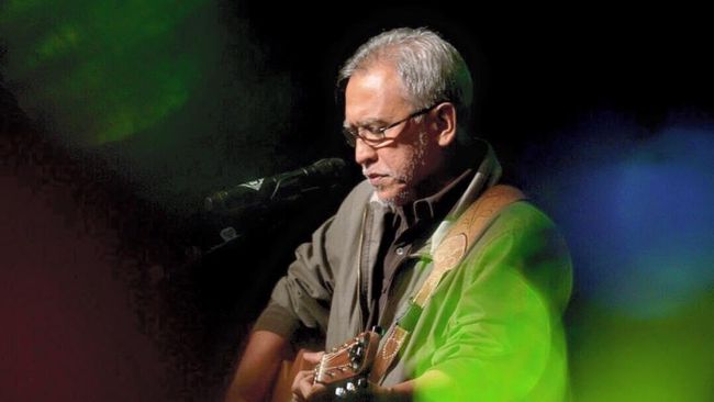  Iwan  Fals  Berduka Pencipta Lagu Bento Meninggal  Dunia  