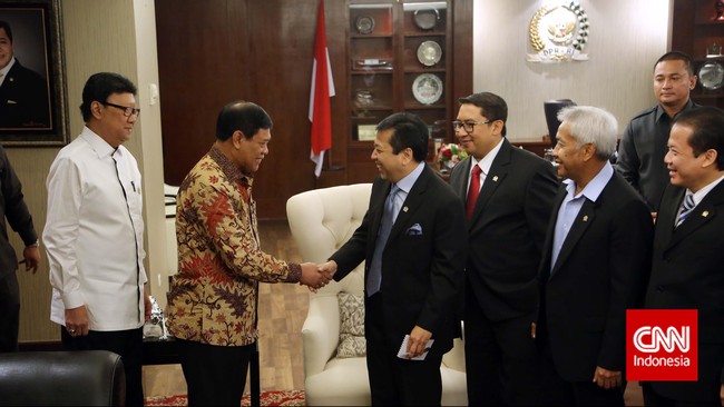 Pertemuan DPR RI dan Presiden Joko Widodo dipastikan akan digelar Senin (6/4) pekan depan. DPR menegaskan agenda itu bukan untuk memojokkan Jokowi terkait BG.