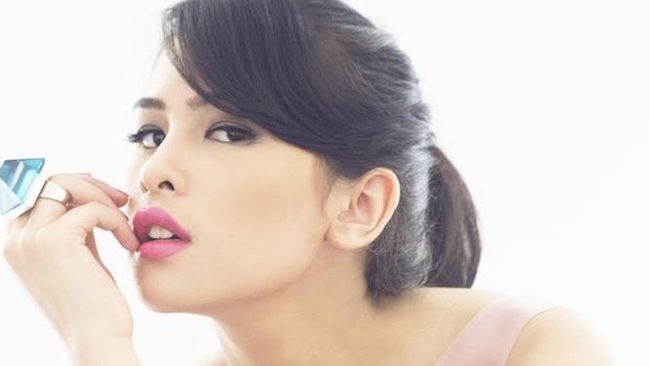 Maudy Ayunda akan melakoni konser tunggal atau kiprah skala internasional blla momennya sudah tepat. Saat ini, ia berfokus pada studi dulu.