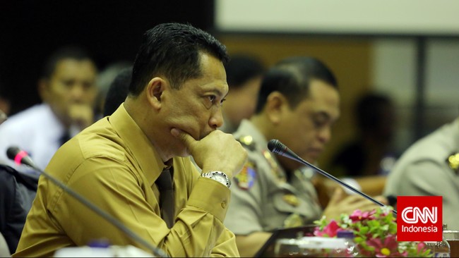 Direktur Eksekutif Fajar Riza Ul Haq menilai cara Budi Waseso menanggapi kritik dari Buya Syafii adalah cara yang konfrontatif.