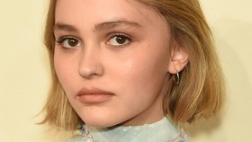 Cantiknya Putri Johnny Depp Langsung Jadi Sorotan Publik