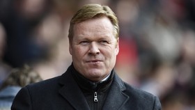 Ketika Murid Koeman Bertemu Master Hiddink