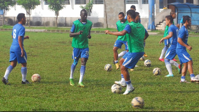 Meski mengincar kemenangan di waktu normal, Persib Bandung tetap mempersiapkan algojo penalti saat menghadapi Kitchee SC di 16 besar Piala AFC.