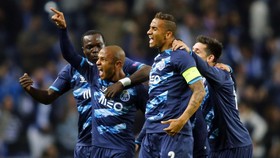 Porto dan Benfica, Si Pengeruk Dompet Raksasa Eropa
