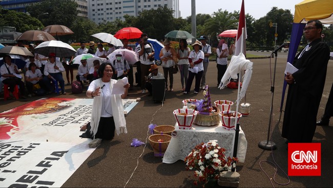 Haedar Nashir berpendapat masalah izin pendirian rumah ibadah tampaknya akan terus terjadi, namun seharusnya bisa diselesaikan di level masyarakat itu sendiri.