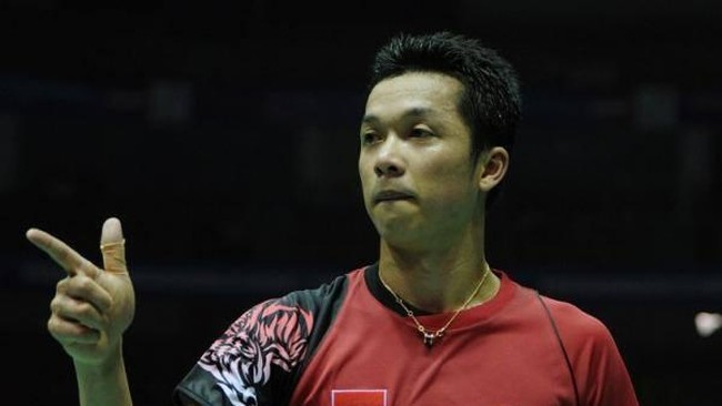 Ketua Kontingen Indonesia, Taufik Hidayat, menyoroti minimnya peralatan yang dipersiapkan untuk atlet Indonesia dua pekan jelang SEA Games 2015.