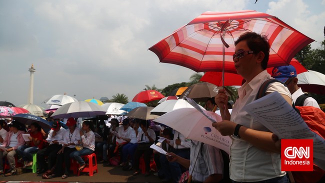Selain pengamanan gereja, Polda Metro Jaya juga mengamankan kedutaan negara asing dan bandara selama perayaan Hari Paskah 2016.