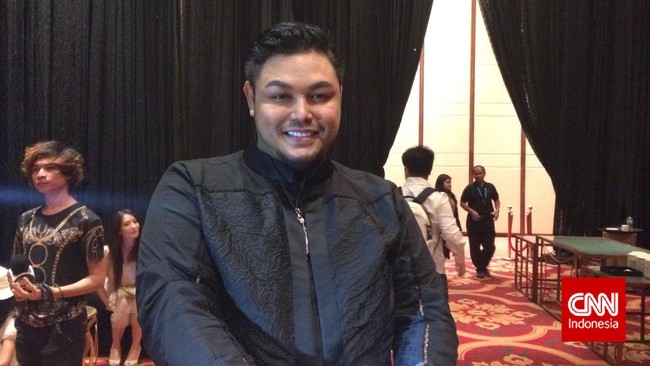 Asisten Ivan Gunawan, Andri Jordan Alattas diduga terlibat jaringan narkoba internasional dan kerap bertemu dengan kurir untuk mendapatkan narkoba.