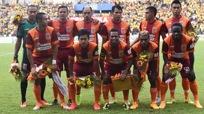 Dragan Dukanovic, mantan arsitek klub elite Bangladesh, satu lagi pelatih asal Eropa Timur yang bakal menambah persaingan di kompetisi Tanah Air.