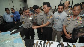 Ternyata Daeng Koro Dipecat karena Selingkuhi Istri Orang