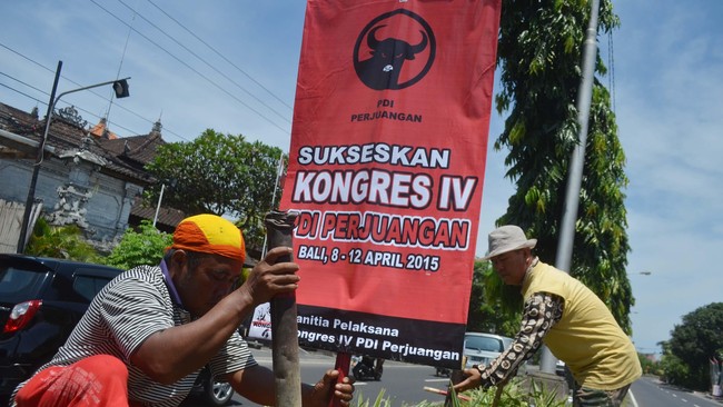 Sebagai roda yang menggerakan organisasi, Sekjen harus punya waktu cukup untuk mendampingi Ketua Umum mengurusi PDIP sebagai sebuah partai besar.