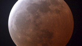 Kejadian Langka, Ada Gerhana Supermoon di Akhir September