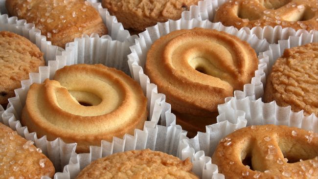 Salah satu suguhan kue kering klasik ini mudah dibuat dengan bahan sederhana. Berikut resep kue mentega kering Lebaran yang renyah.