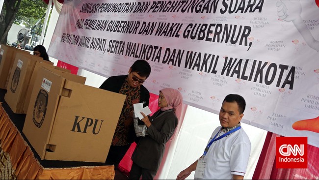 Tudingan yang mungkin dilayangkan kepada Komisi Pemilihan Umum baik di daerah atau pusat adalah soal independensi.