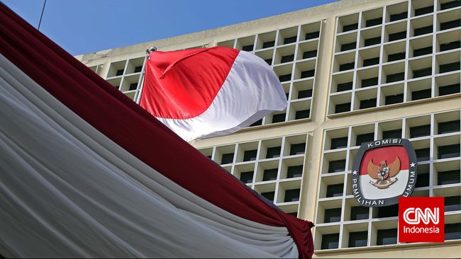 KPU telah menetapkan jadwal resmi Pilkada 2024. Berikut tahapan Pilkada serentak 2024 mulai dari tahap persiapan hingga penyelenggaraan.