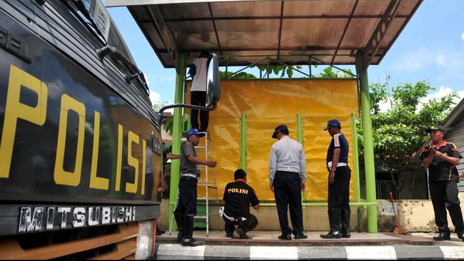 Tahun ini Polri memiliki anggaran Rp 208 juta untuk tiap Polsek, Polres, dan Polda. Biaya itu hanya cukup untuk menangani dua kasus.